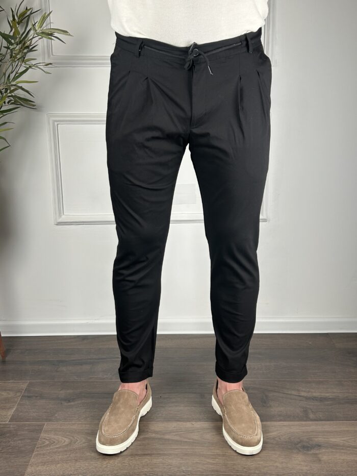 Muške casual pantalone -crne - Image 1