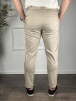 Muške casual pantalone- bež - Image 3
