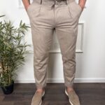 Como pantalone bež